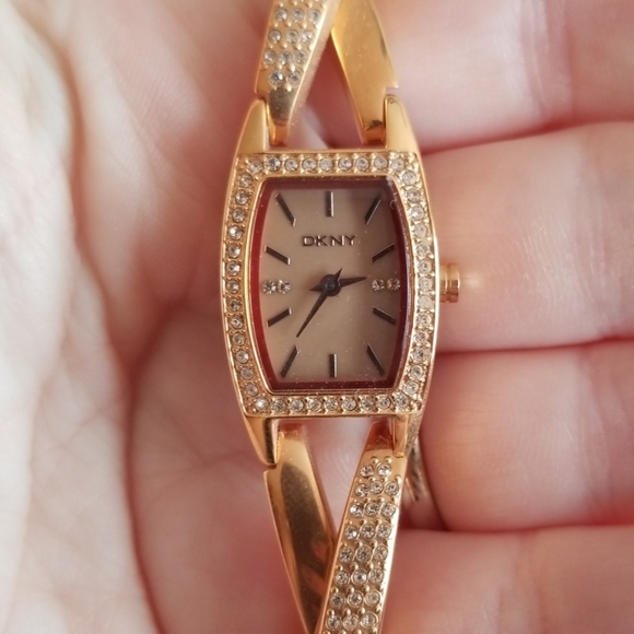 DKNYC Accessories - DKNY Rose Gold watch